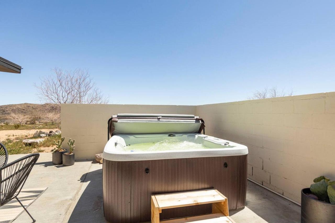 Starlight Mesa In Joshua Tree With Fire Pit Circle And Privacy Vila Yucca Valley Exterior foto